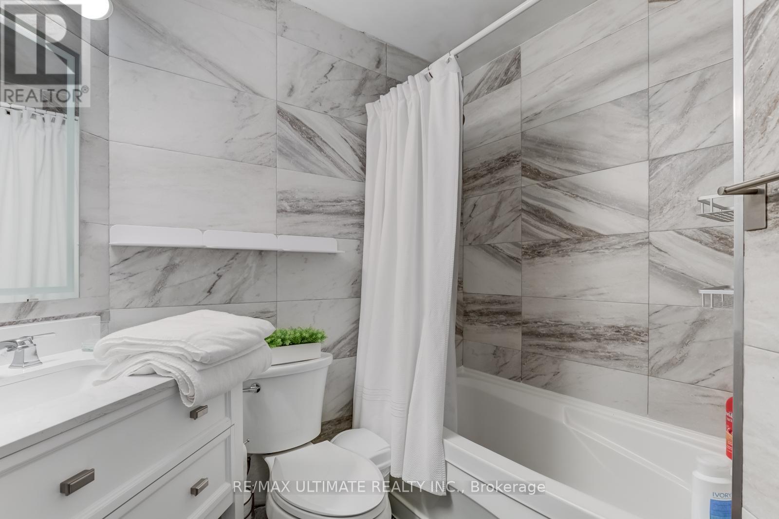 1814 - 85 Bloor Street E, Toronto, Ontario  M6J 3R1 - Photo 16 - C13132494