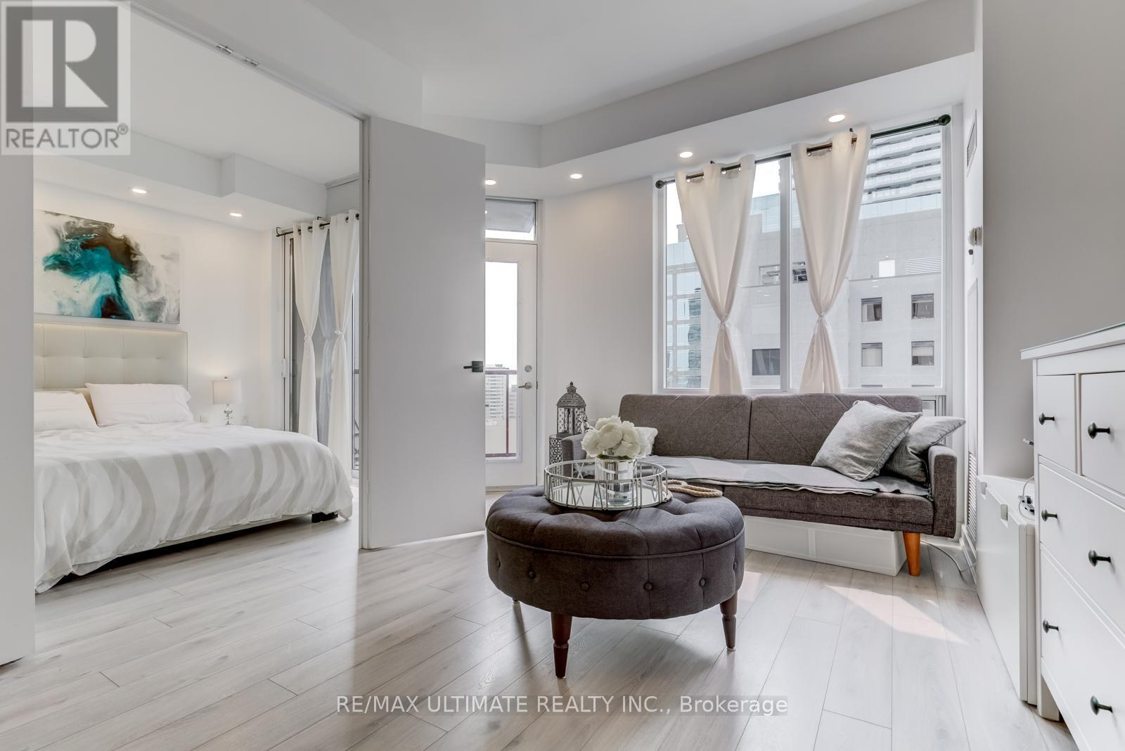 1814 - 85 Bloor Street E, Toronto, Ontario  M6J 3R1 - Photo 7 - C13132494