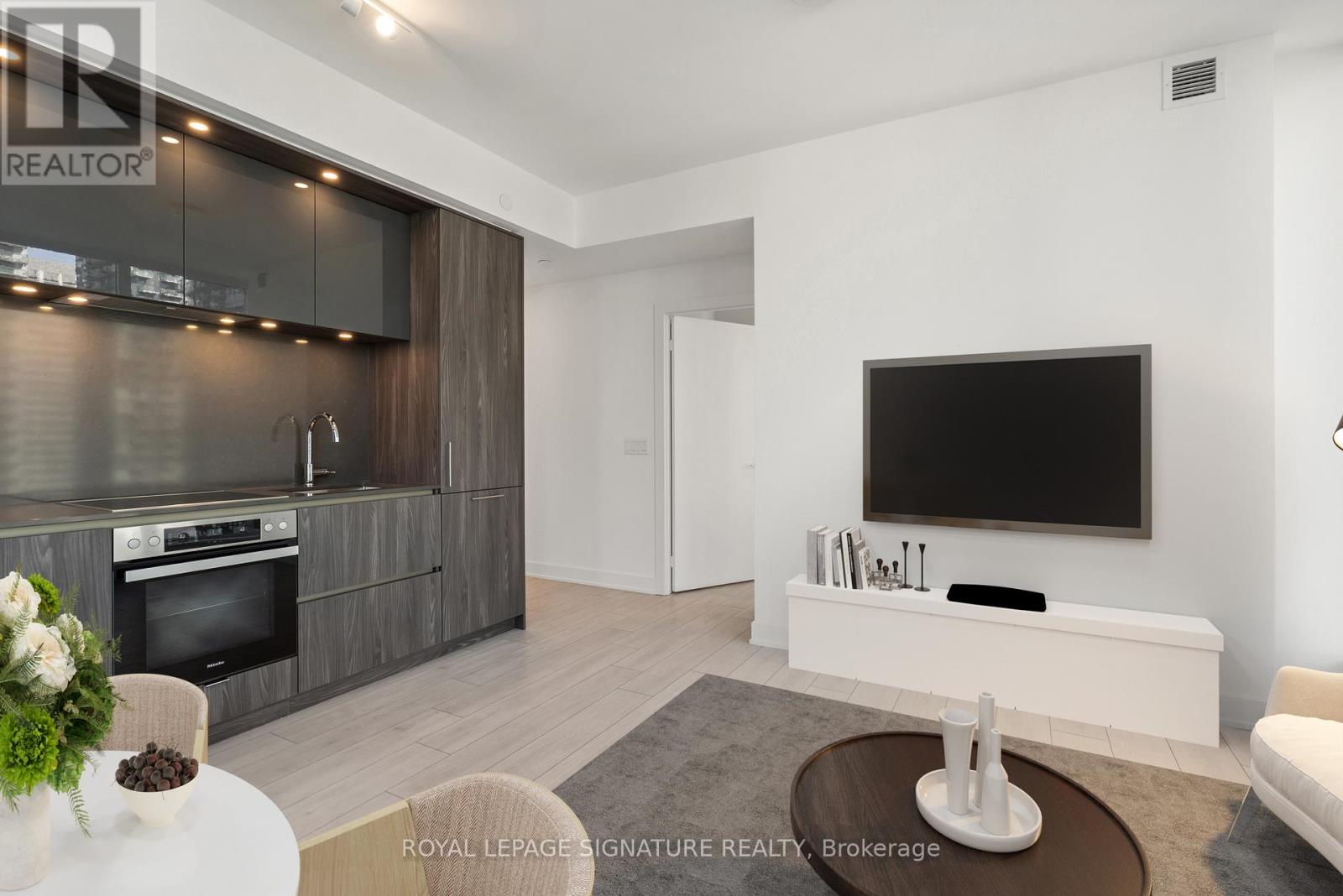 2514 - 35 Mercer Street, Toronto, Ontario  M5V 0T8 - Photo 1 - C13132508