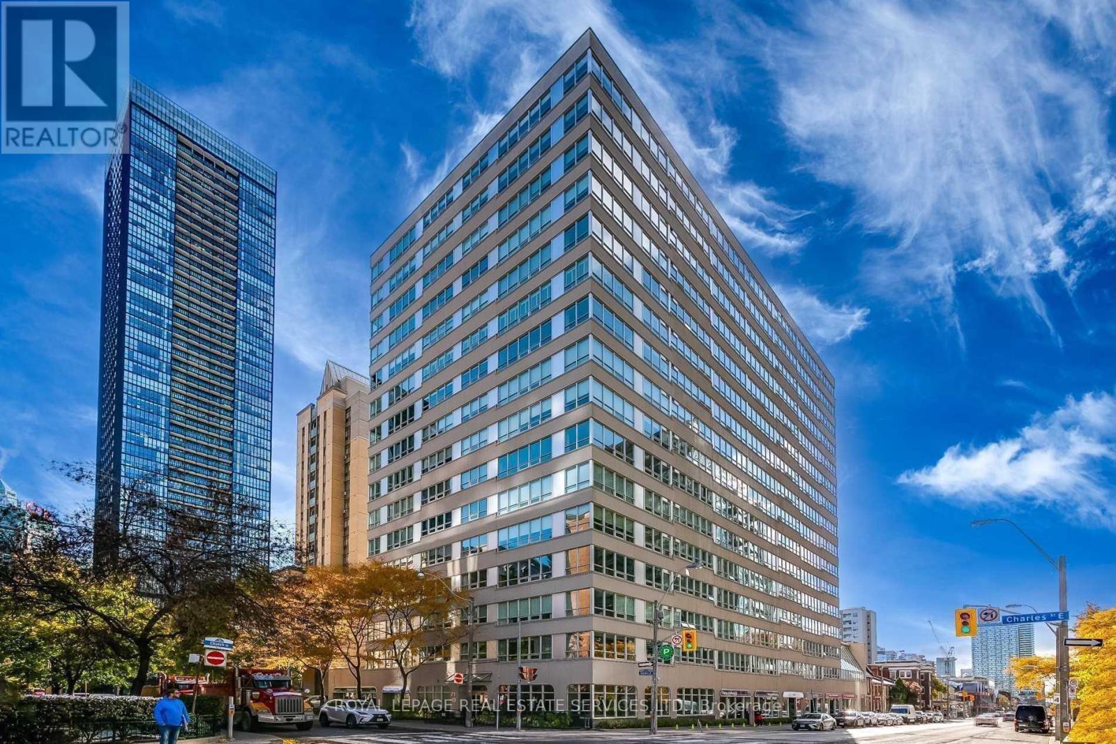 401 - 71 Charles Street E, Toronto, Ontario  M4Y 2T3 - Photo 1 - C13132546