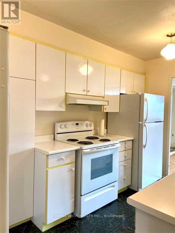 905 - 130 Neptune Drive, Toronto, Ontario  M6A 1X5 - Photo 7 - C13132616