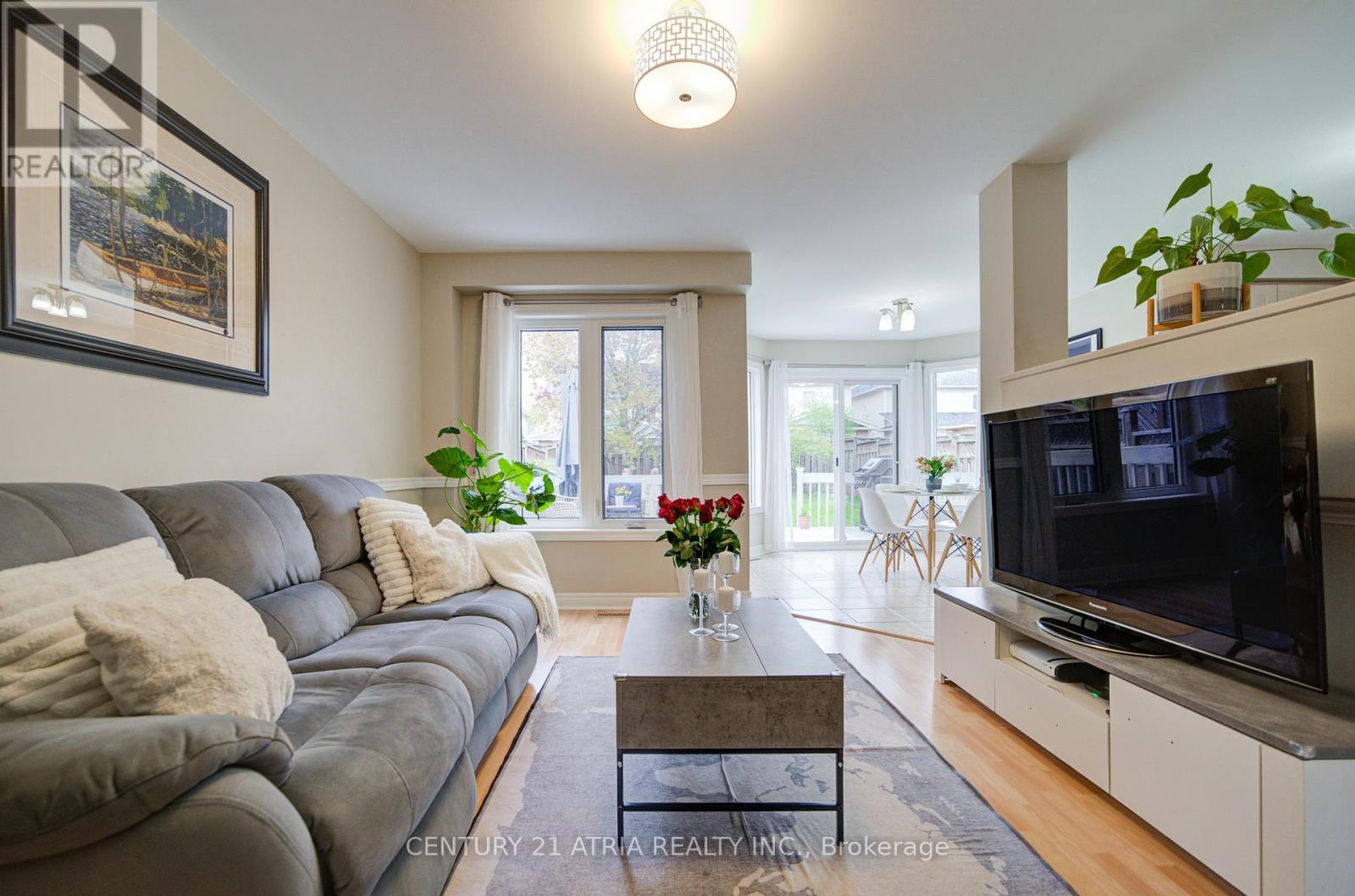 7 Whitewater Street, Whitby, Ontario  L1R 2S9 - Photo 12 - E13132470