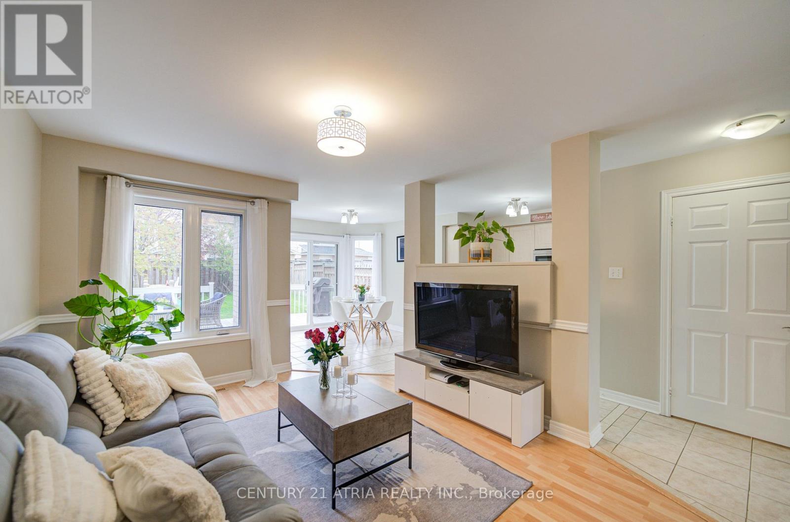 7 Whitewater Street, Whitby, Ontario  L1R 2S9 - Photo 13 - E13132470