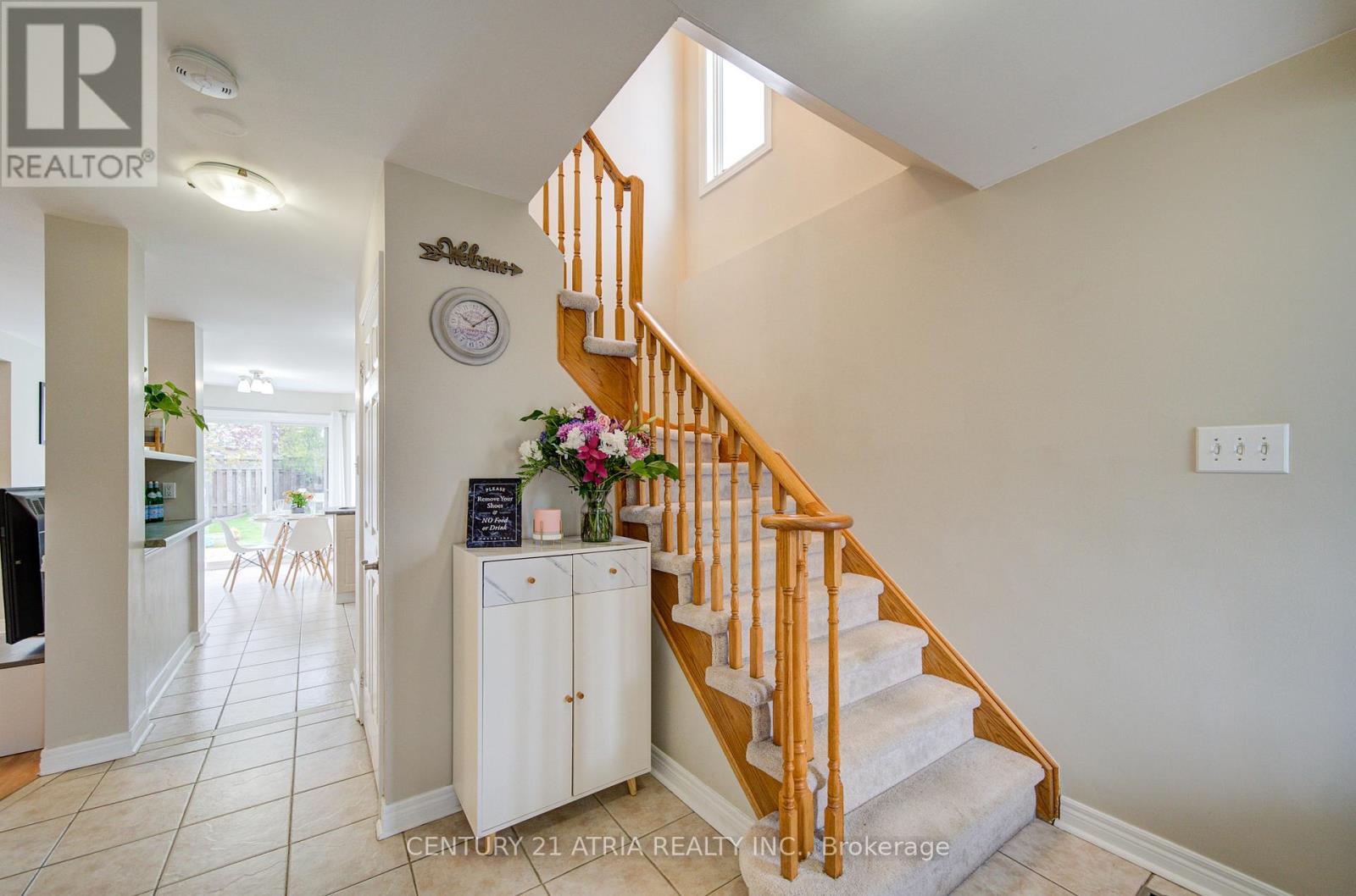 7 Whitewater Street, Whitby, Ontario  L1R 2S9 - Photo 6 - E13132470