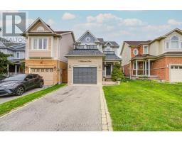 7 WHITEWATER STREET, Whitby, Ontario