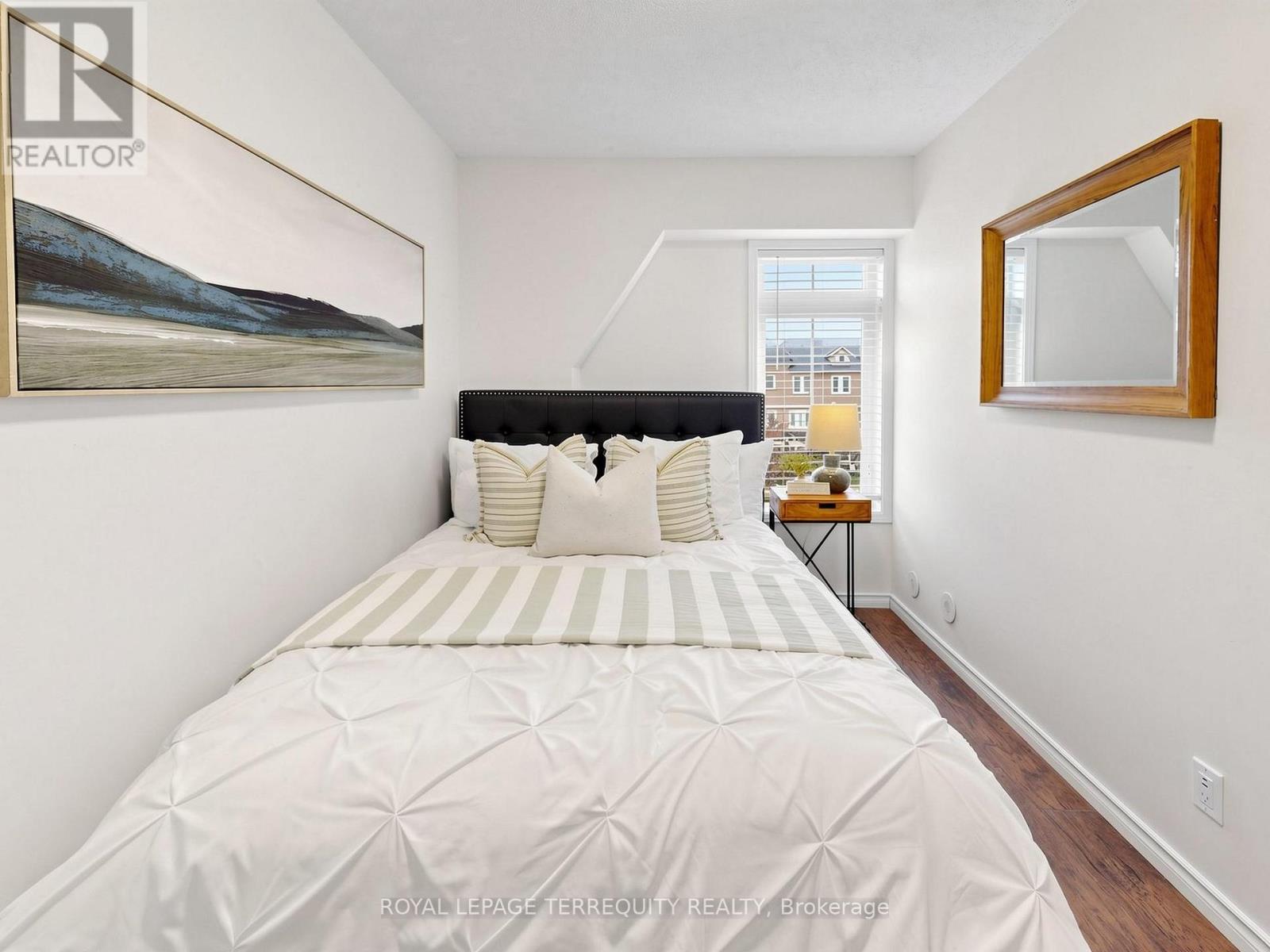 61 Sprucedale Way, Whitby, Ontario  L1N 9T9 - Photo 27 - E13132476
