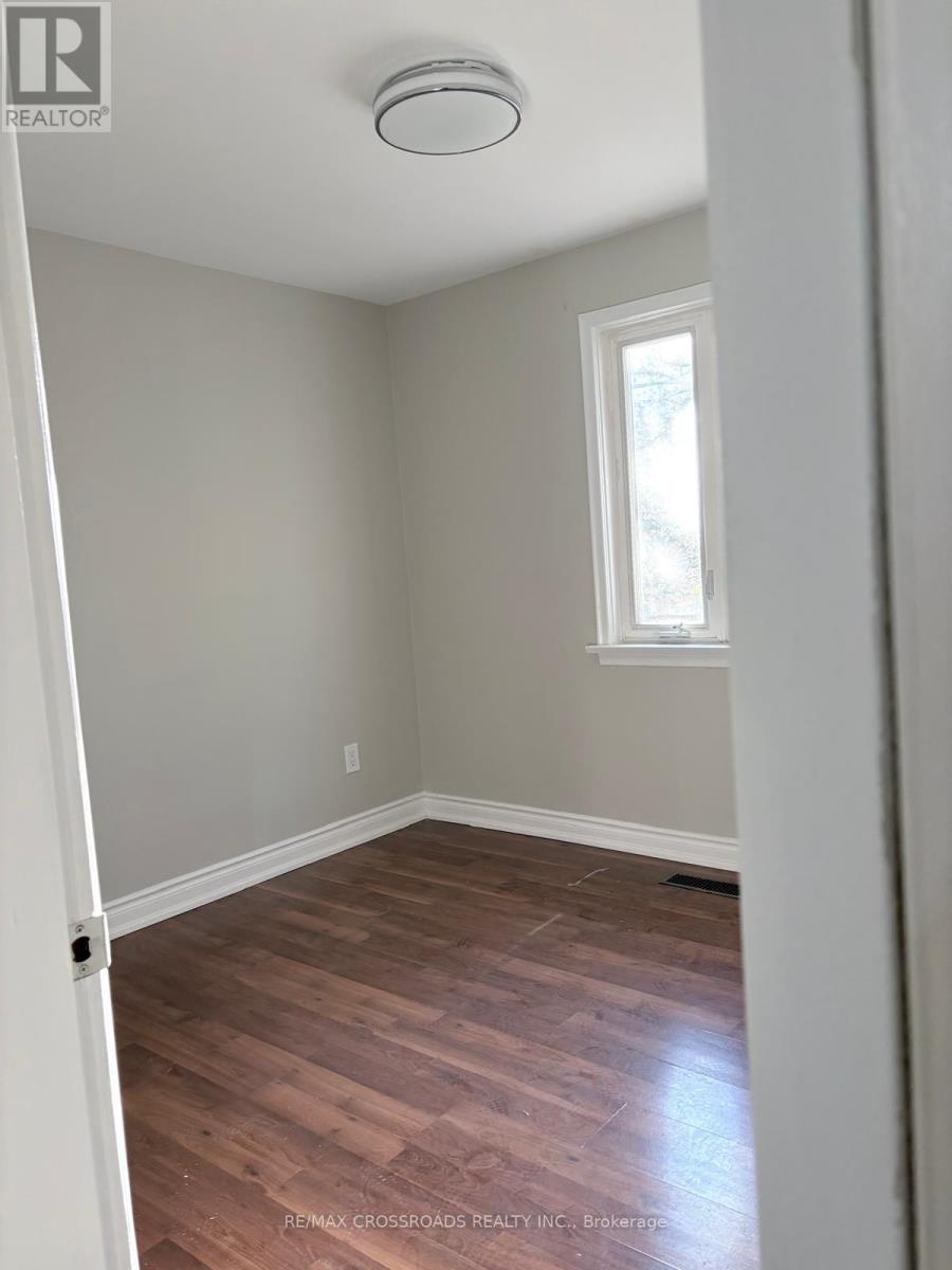 Main Floor - 28 Brenda Crescent, Toronto, Ontario  M1K 3C4 - Photo 13 - E13132566