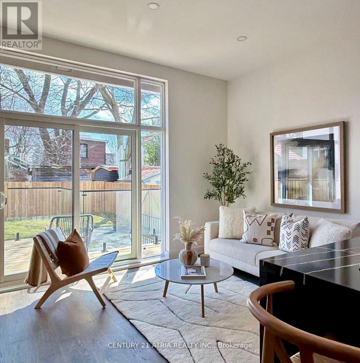 65 Crewe Avenue, Toronto, Ontario  M4C 2J2 - Photo 10 - E13132584