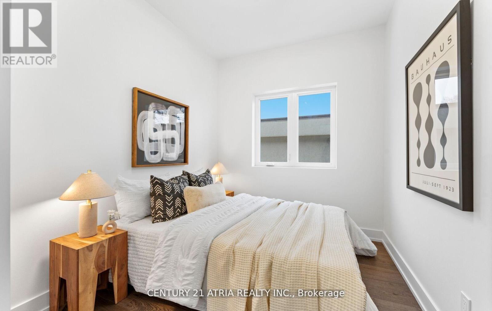65 Crewe Avenue, Toronto, Ontario  M4C 2J2 - Photo 23 - E13132584