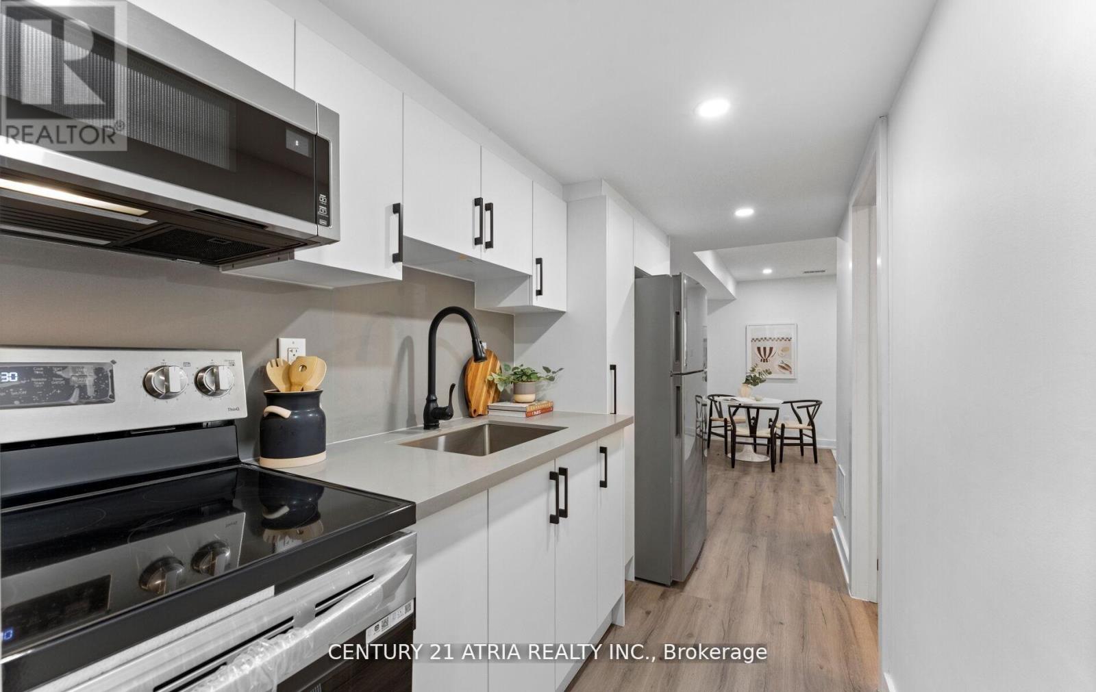 65 Crewe Avenue, Toronto, Ontario  M4C 2J2 - Photo 34 - E13132584