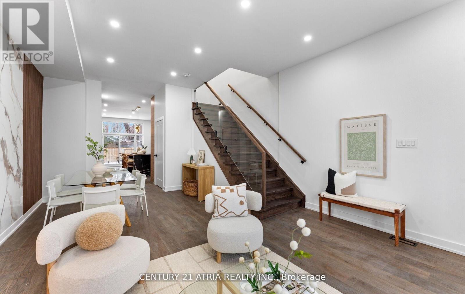 65 Crewe Avenue, Toronto, Ontario  M4C 2J2 - Photo 7 - E13132584