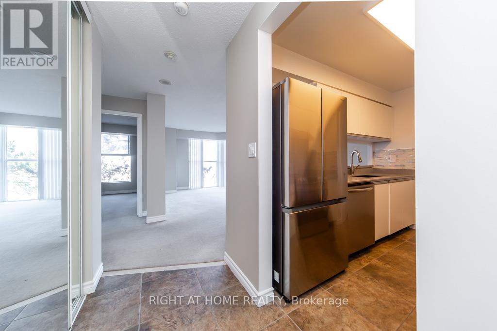 301 - 90 Dale Avenue, Toronto, Ontario  M1J 3N4 - Photo 5 - E13132674