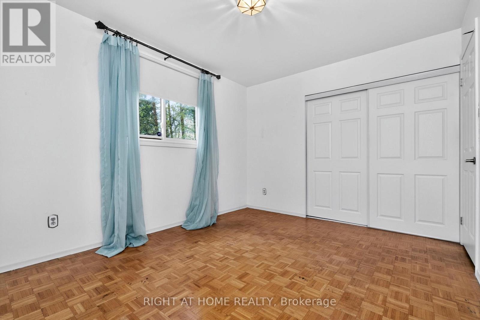 43 Vernon Street, Essa (Angus), Ontario  L0M 1B0 - Photo 21 - N13132426