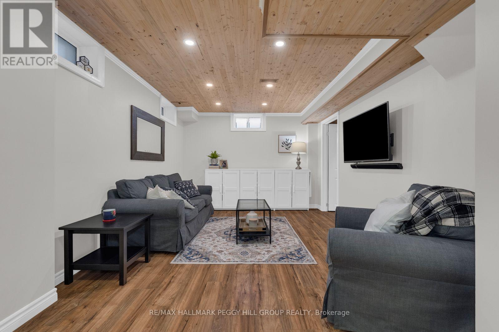 171 Wagner Crescent, Essa, Ontario  L3W 0R7 - Photo 11 - N13132516