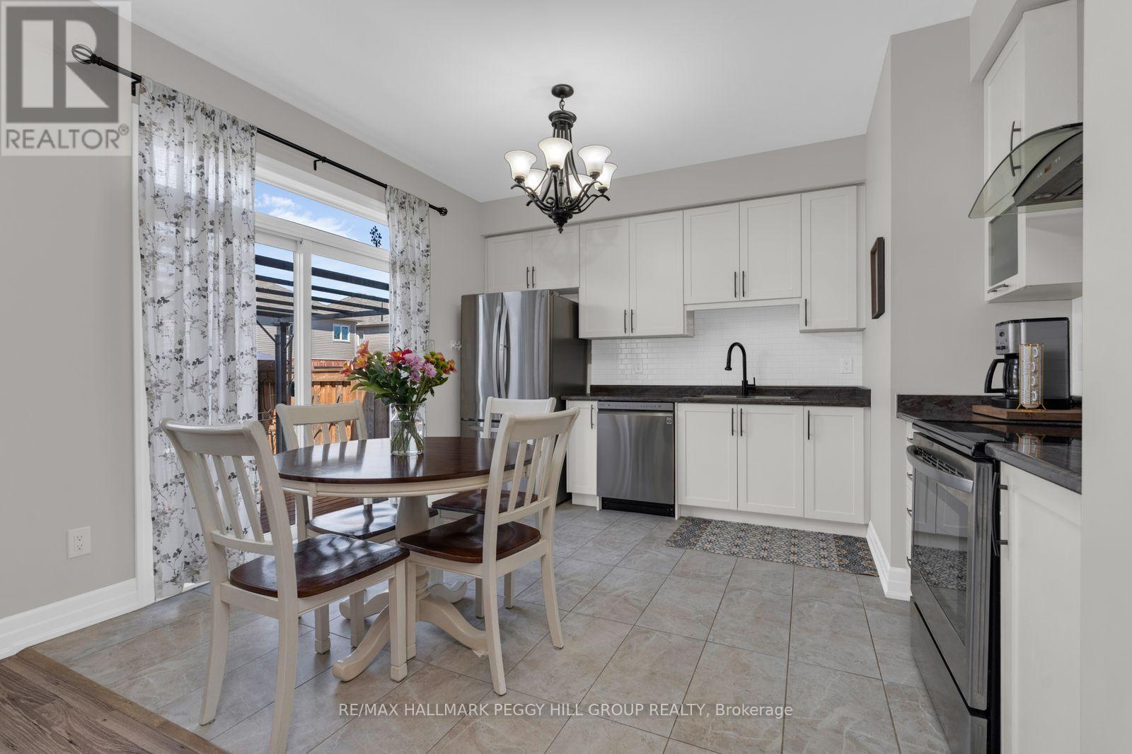 171 Wagner Crescent, Essa, Ontario  L3W 0R7 - Photo 3 - N13132516