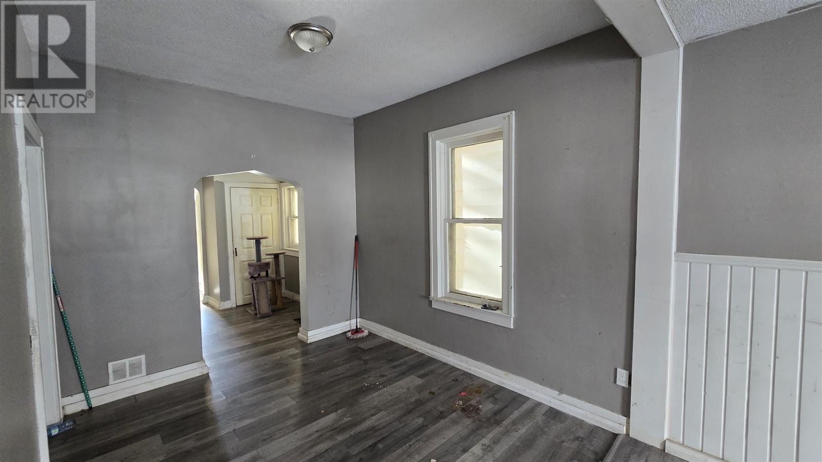 678 Albert St W, Sault Ste. Marie, Ontario  P6A 1C6 - Photo 8 - SM260169