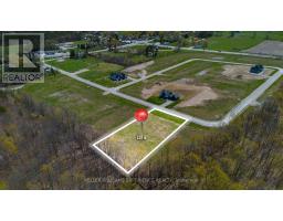 32 WAVERLEY HEIGHTS, Tay, Ontario