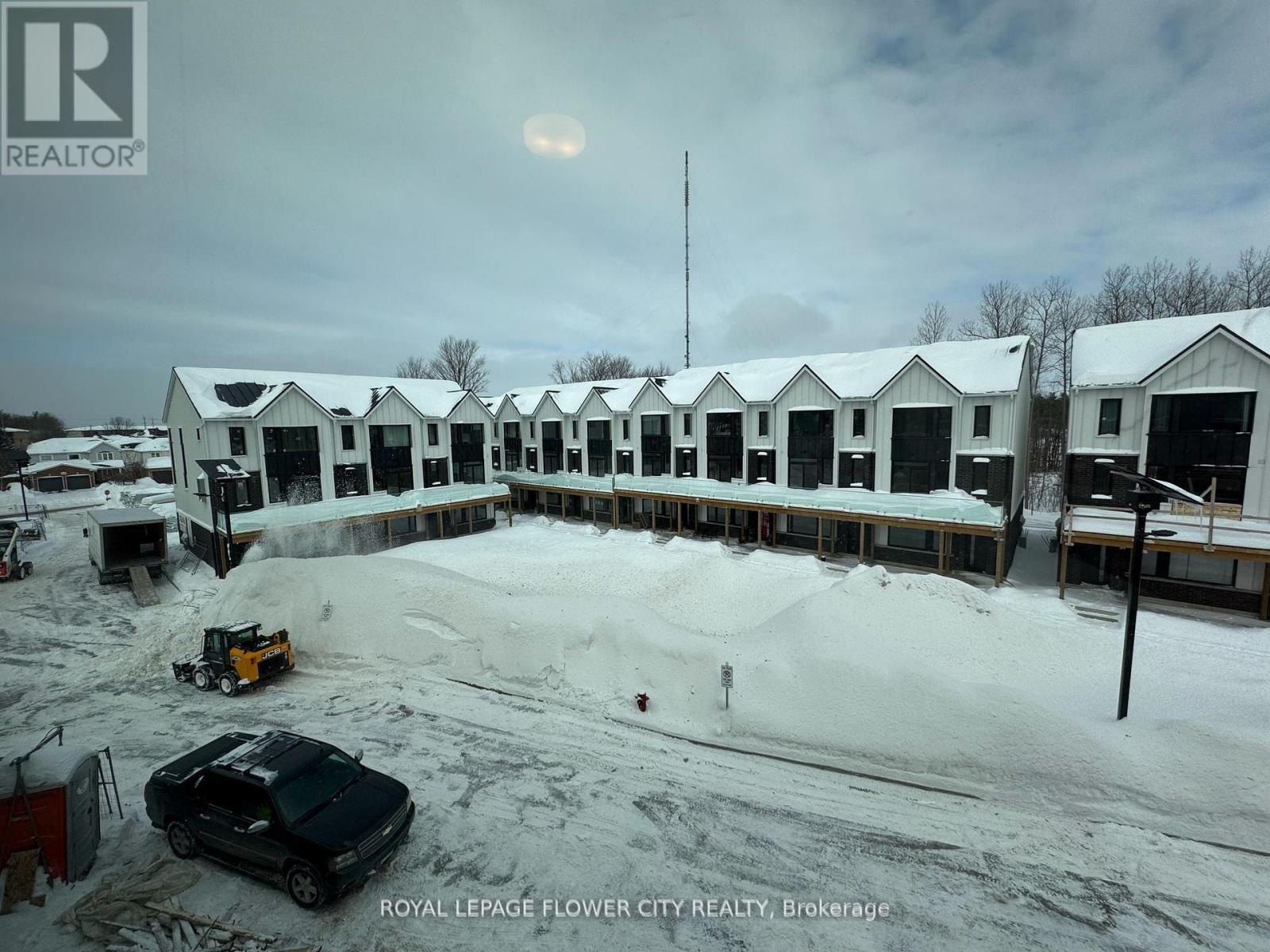 9 RAINWATER LANE, barrie (holly), Ontario