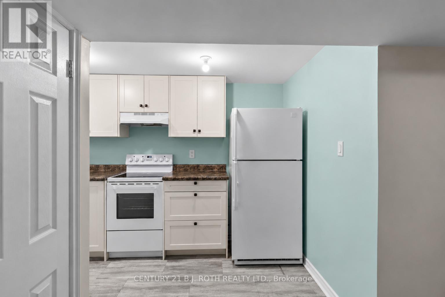 25 Skyline Drive, Orillia, Ontario  L3V 3V8 - Photo 16 - S13132656