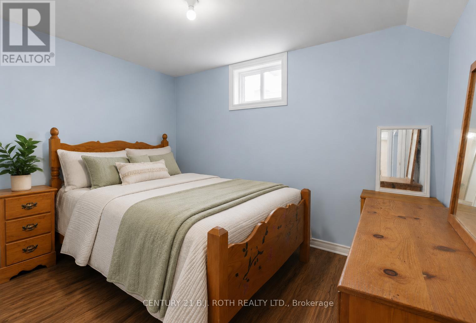25 Skyline Drive, Orillia, Ontario  L3V 3V8 - Photo 20 - S13132656