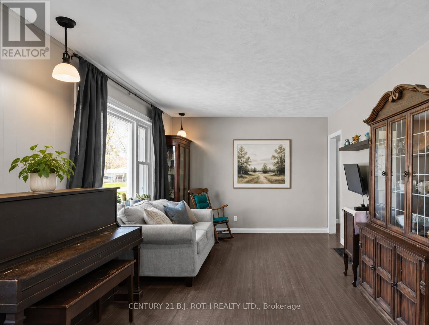 25 Skyline Drive, Orillia, Ontario  L3V 3V8 - Photo 7 - S13132656