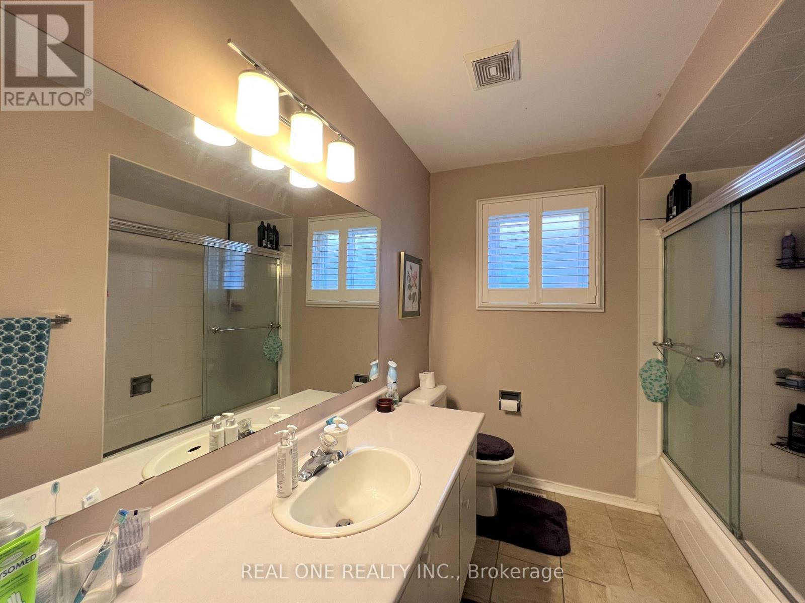 6403 Osprey Boulevard, Mississauga, Ontario  L5N 6E5 - Photo 15 - W13132452
