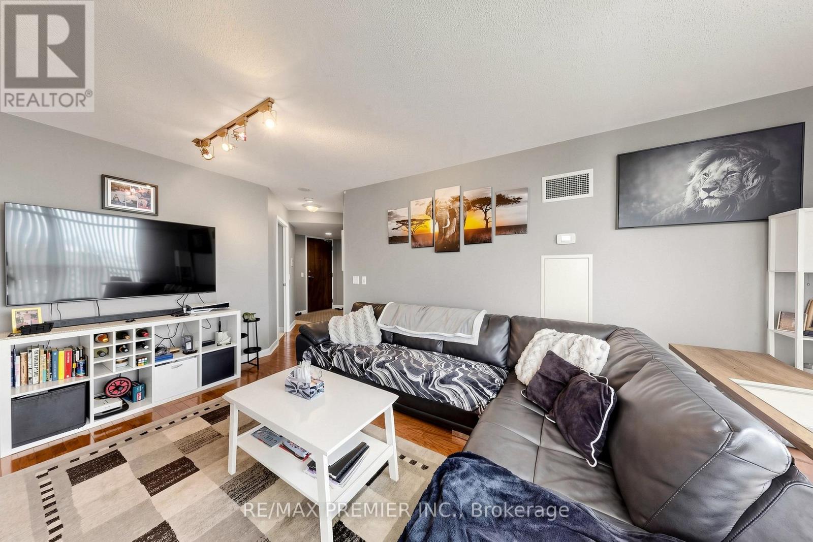 1007 - 235 Sherway Gardens Road, Toronto, Ontario  M9C 0A2 - Photo 13 - W13132456