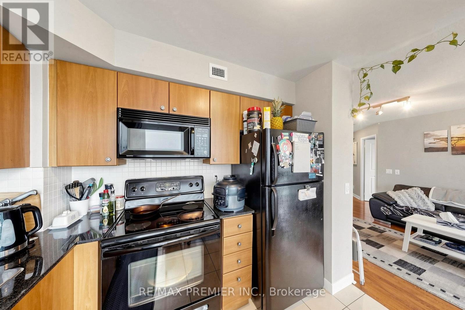 1007 - 235 Sherway Gardens Road, Toronto, Ontario  M9C 0A2 - Photo 15 - W13132456