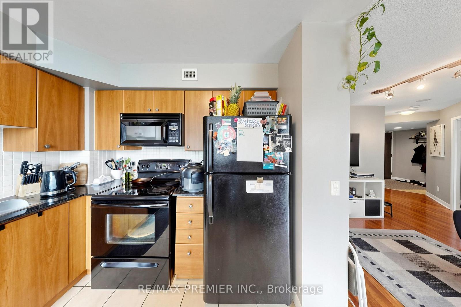 1007 - 235 Sherway Gardens Road, Toronto, Ontario  M9C 0A2 - Photo 16 - W13132456
