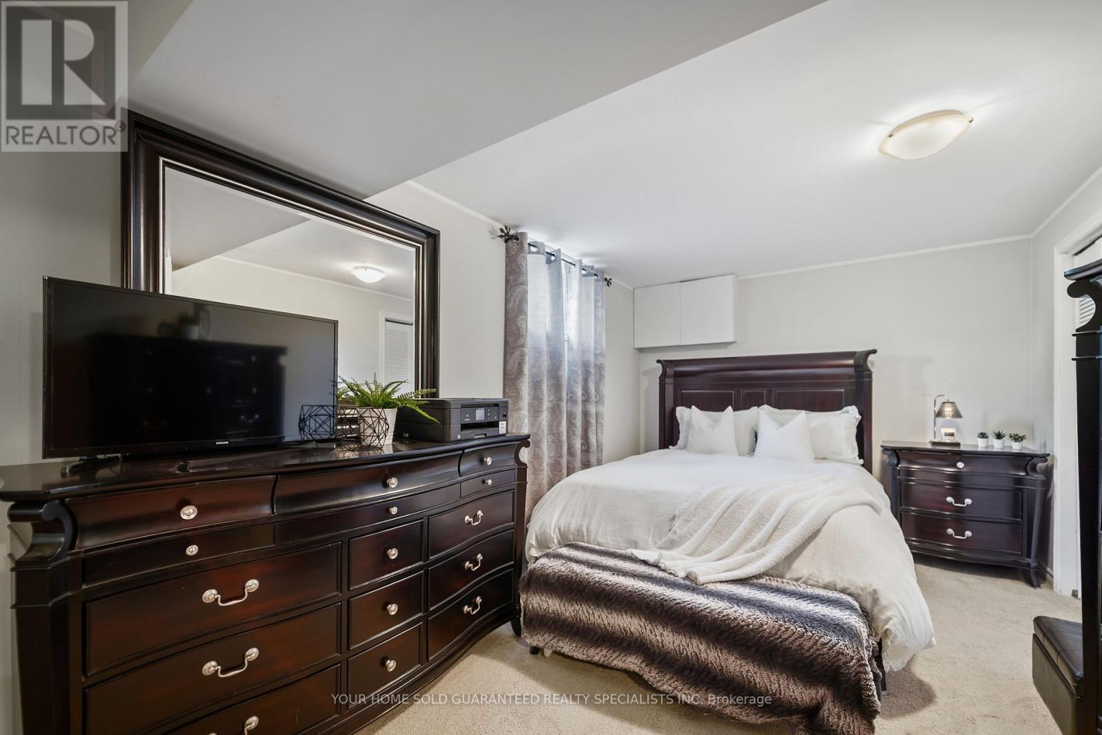 947 Sierra Boulevard, Mississauga, Ontario  L4Y 2E3 - Photo 19 - W13132466