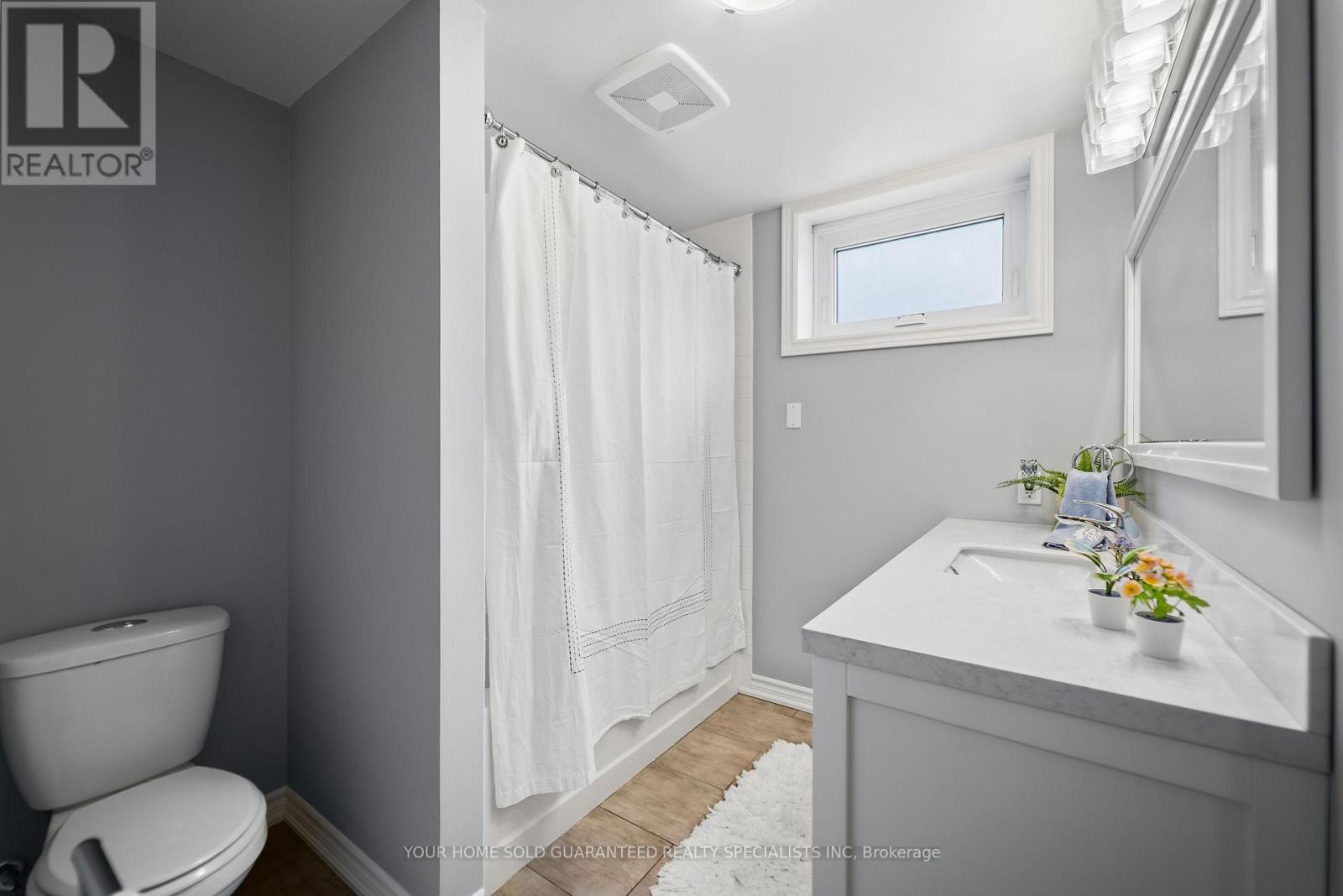 947 Sierra Boulevard, Mississauga, Ontario  L4Y 2E3 - Photo 21 - W13132466