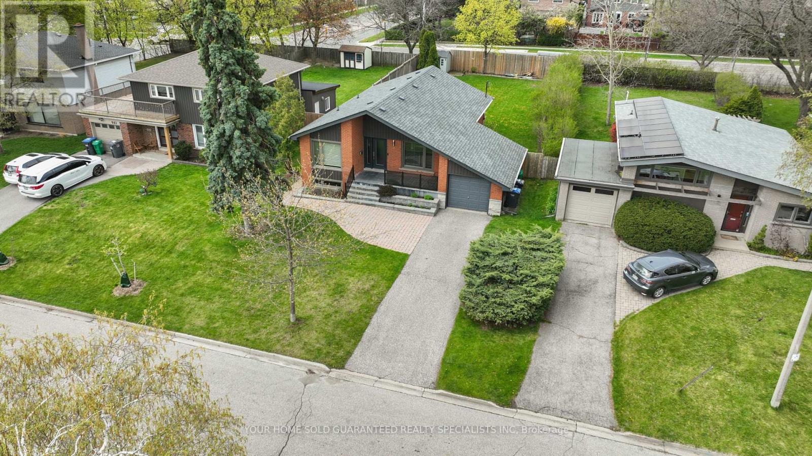 947 Sierra Boulevard, Mississauga, Ontario  L4Y 2E3 - Photo 27 - W13132466