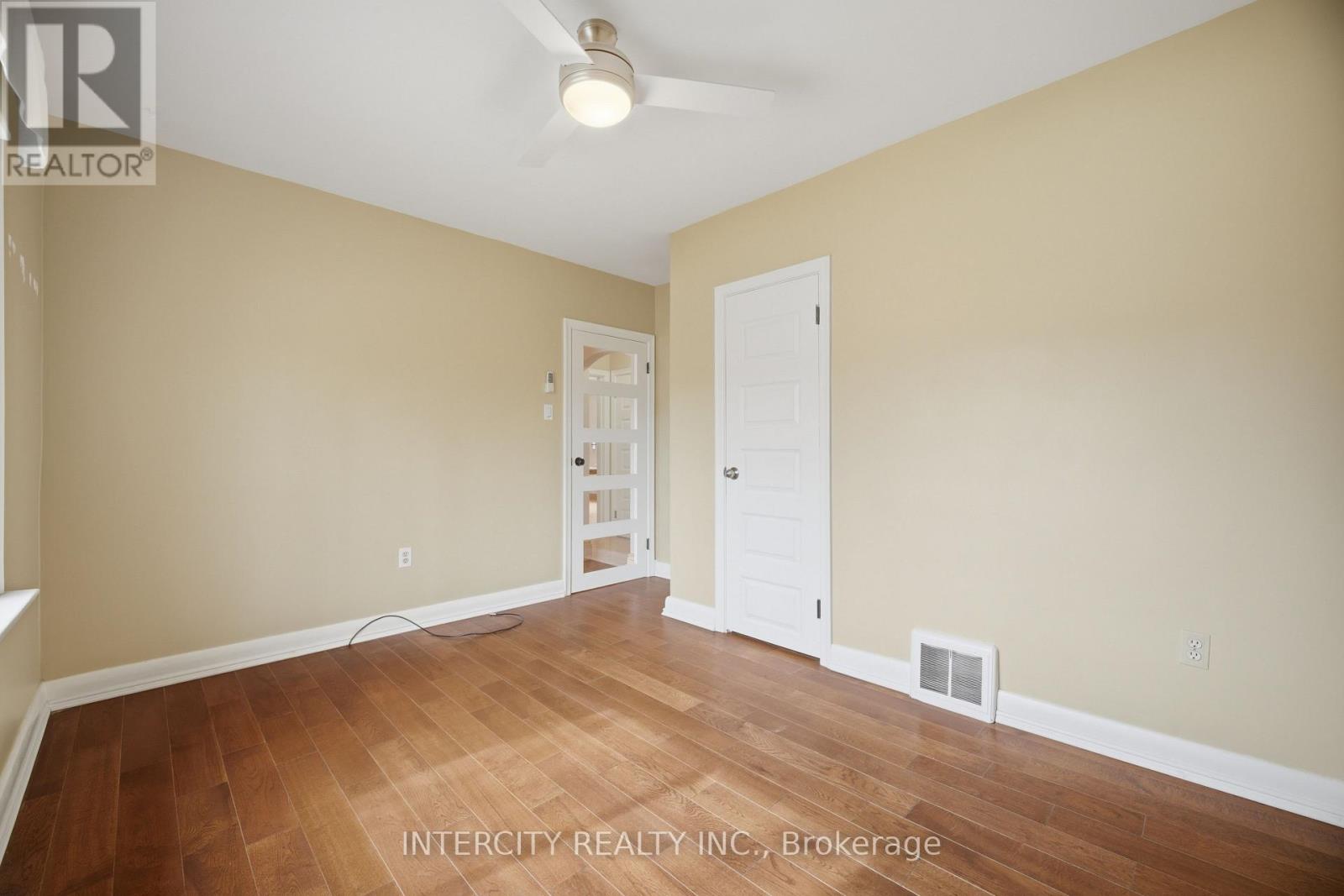 1a Sophia Street, Brampton, Ontario  L6V 1T8 - Photo 13 - W13132492