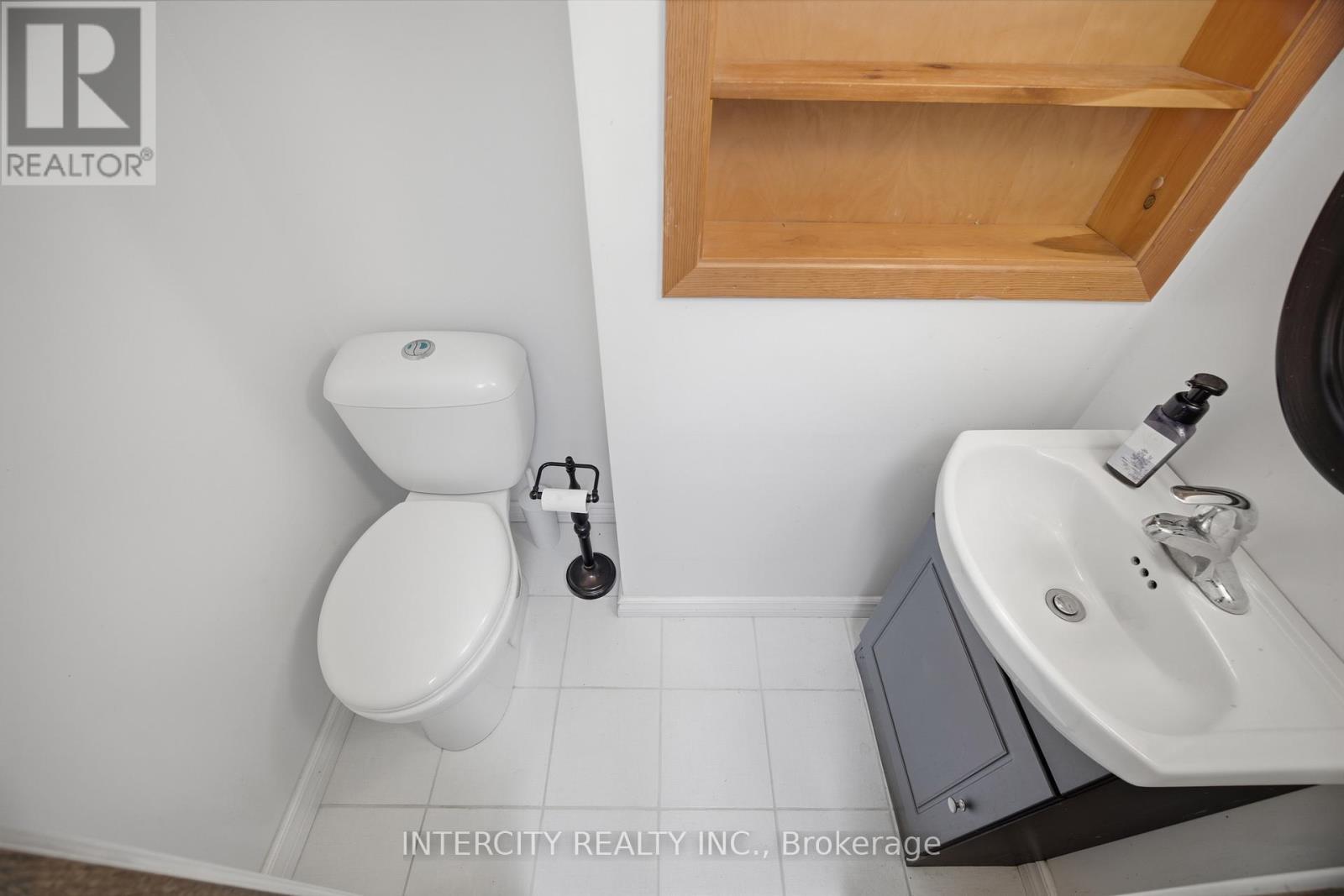 1a Sophia Street, Brampton, Ontario  L6V 1T8 - Photo 19 - W13132492