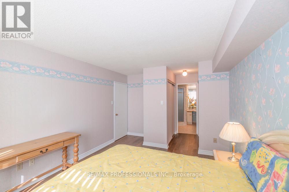 702 - 1320 Islington Avenue, Toronto, Ontario  M9A 5C6 - Photo 16 - W13132530