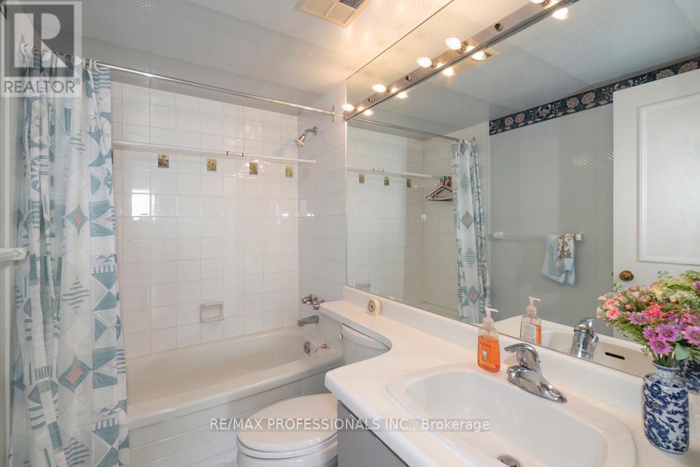702 - 1320 Islington Avenue, Toronto, Ontario  M9A 5C6 - Photo 21 - W13132530