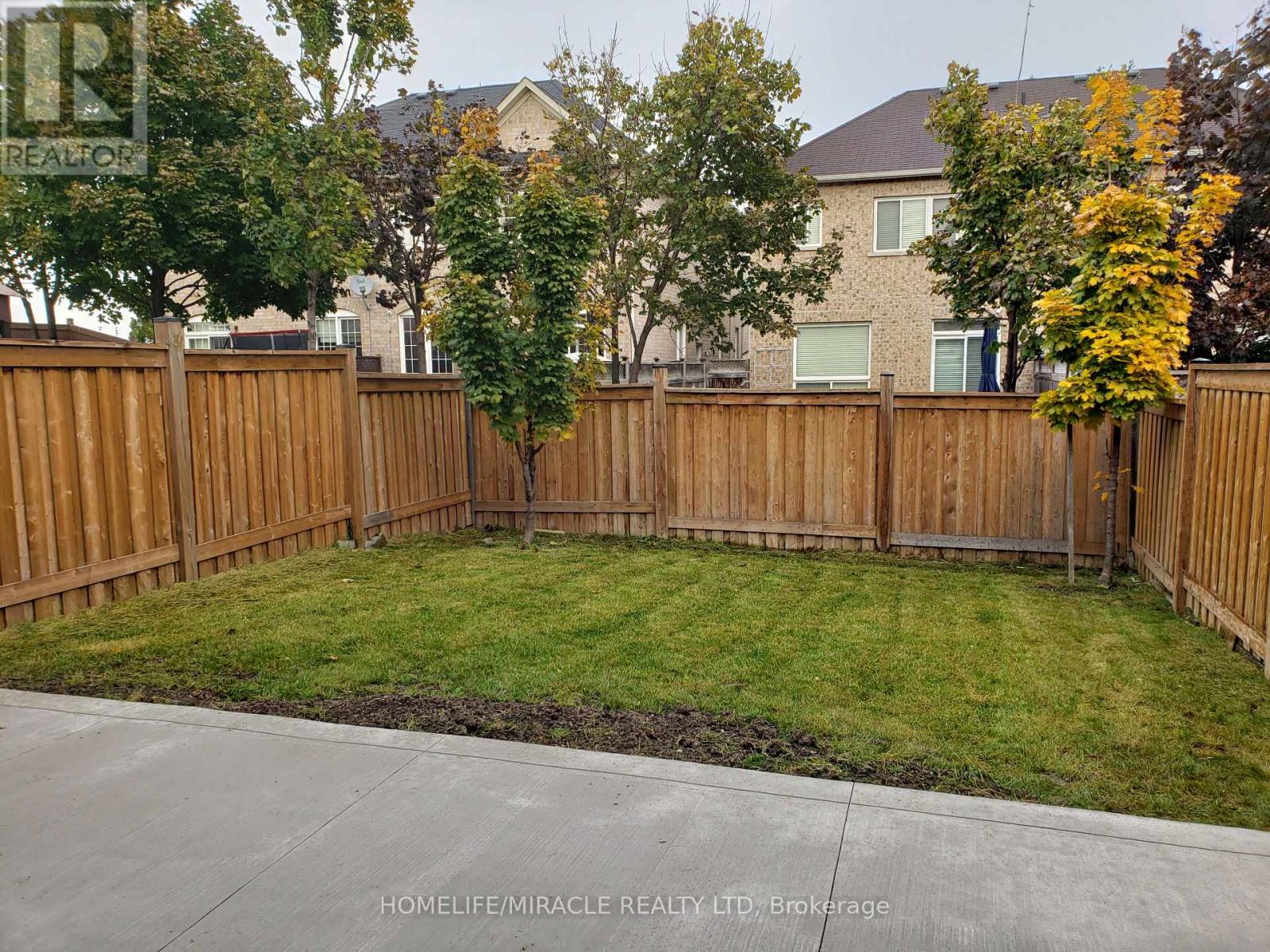 30 Gower Crescent, Brampton, Ontario  L6R 0Y1 - Photo 19 - W13132534