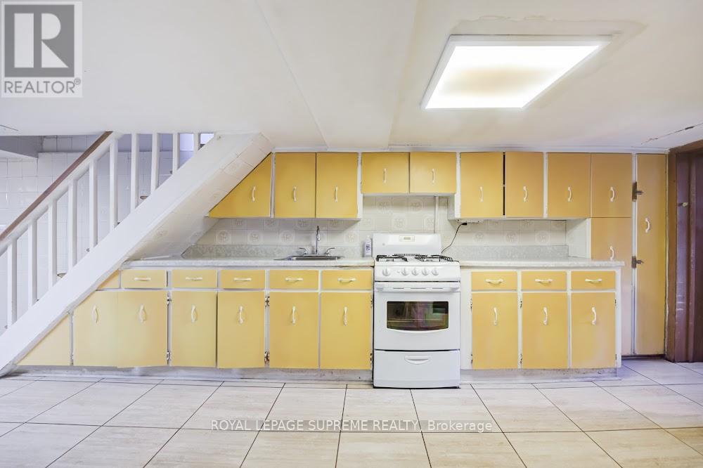514 Concord Avenue, Toronto, Ontario  M6H 2P8 - Photo 19 - W13132588