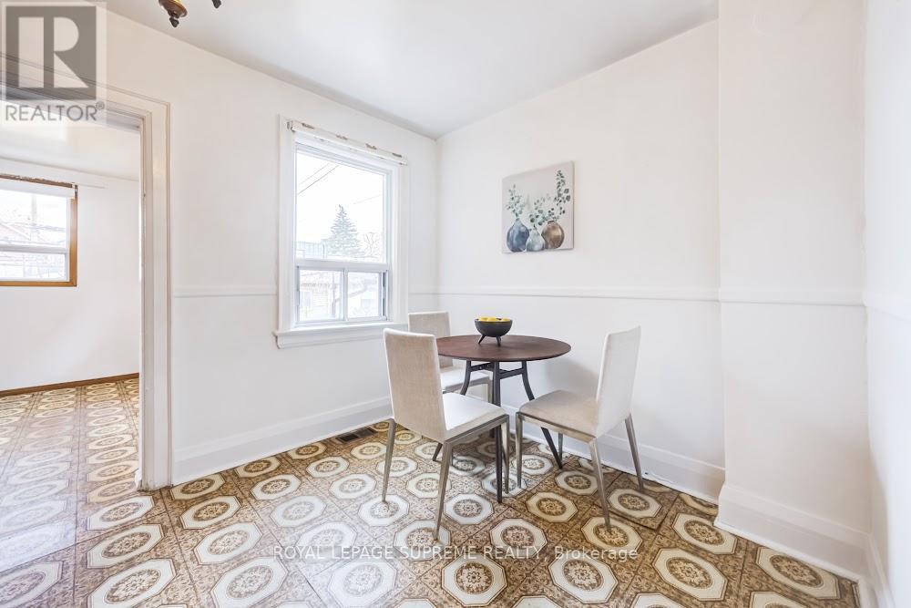 514 Concord Avenue, Toronto, Ontario  M6H 2P8 - Photo 9 - W13132588