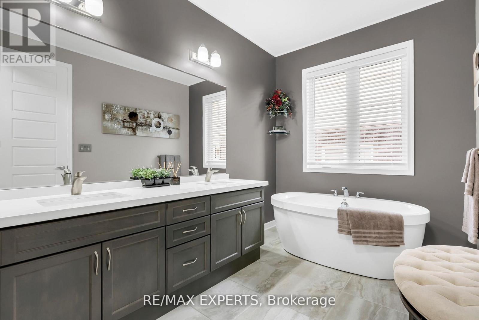 857 Magnolia Terrace, Milton, Ontario  L9E 1R2 - Photo 32 - W13132624
