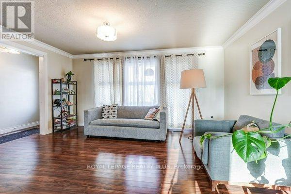 1980 Hartland Drive, Mississauga, Ontario  L5J 1M6 - Photo 8 - W13132642