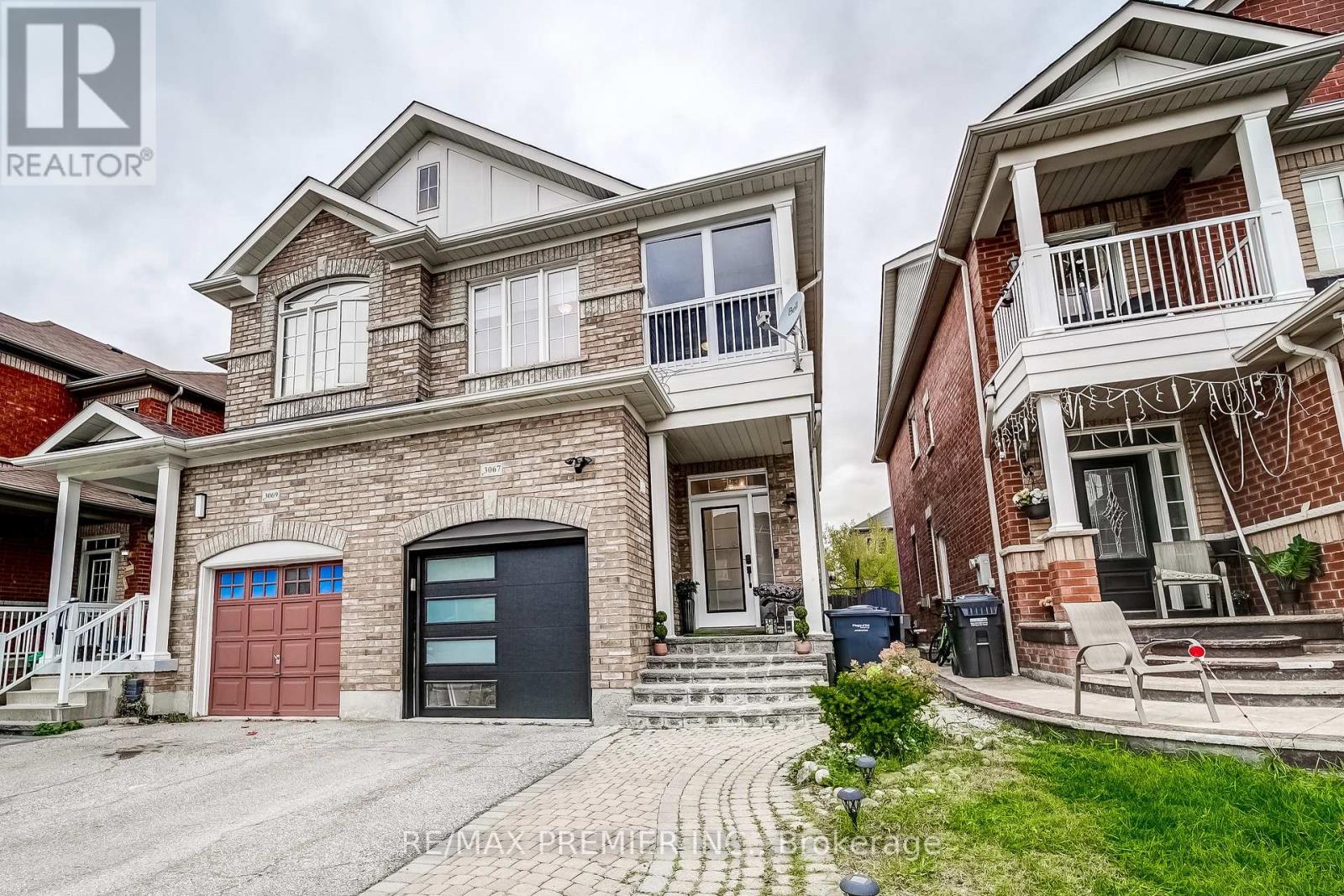 3067 Doyle Street, Mississauga, Ontario  L5M 0N3 - Photo 2 - W13132676
