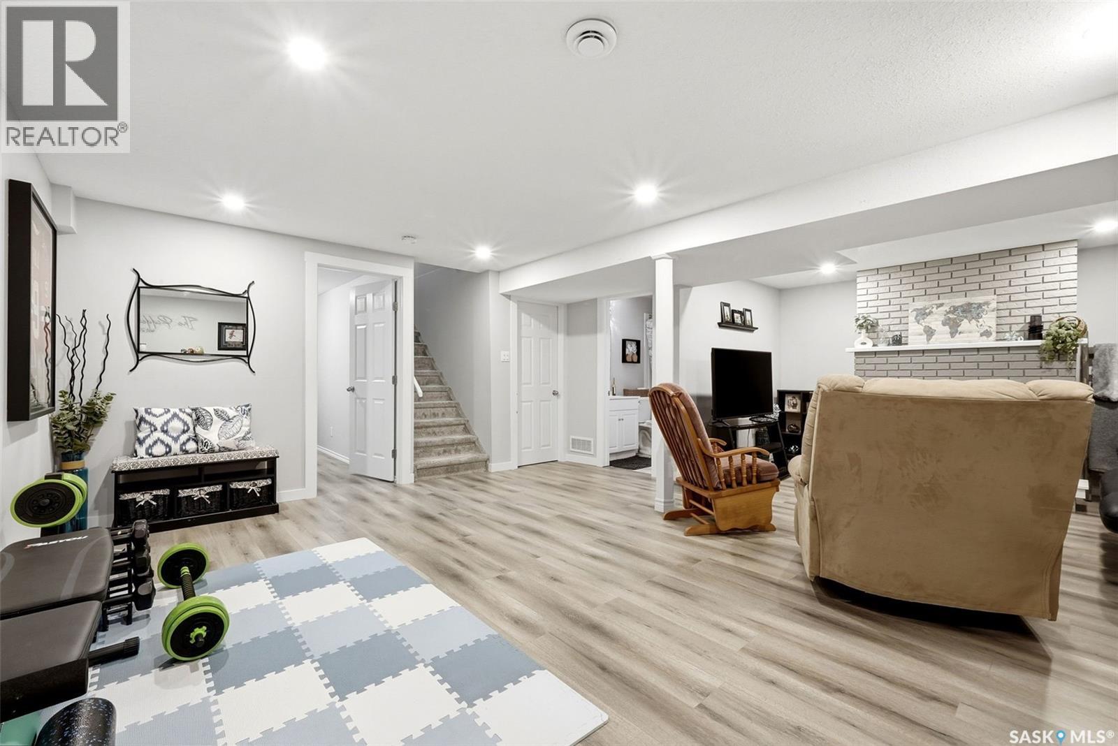 68 Carmichael Road, Regina, Saskatchewan  S4R 0C5 - Photo 21 - SK036103