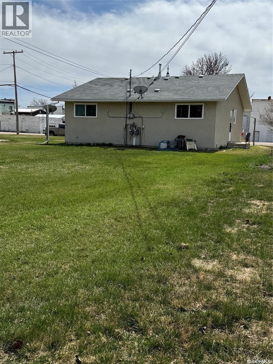 320 & 322 2nd Avenue, Semans, Saskatchewan  S0A 3S0 - Photo 14 - SK035980