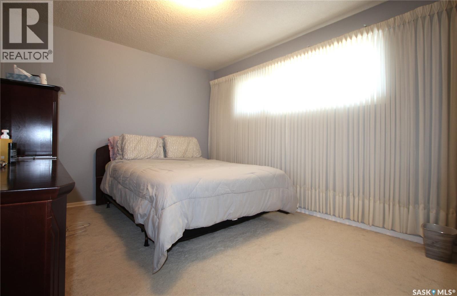 69 Dalewood Crescent, Yorkton, Saskatchewan  S3N 2P6 - Photo 12 - SK035955