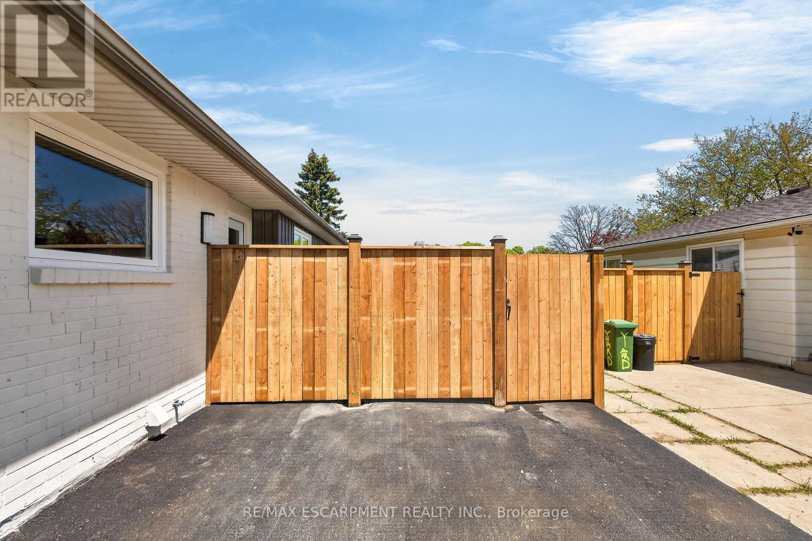 257 Queen Victoria Drive, Hamilton, Ontario  L8W 1G4 - Photo 40 - X13132532