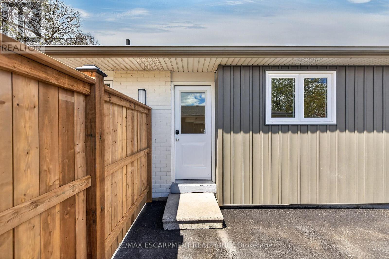 257 Queen Victoria Drive, Hamilton, Ontario  L8W 1G4 - Photo 41 - X13132532