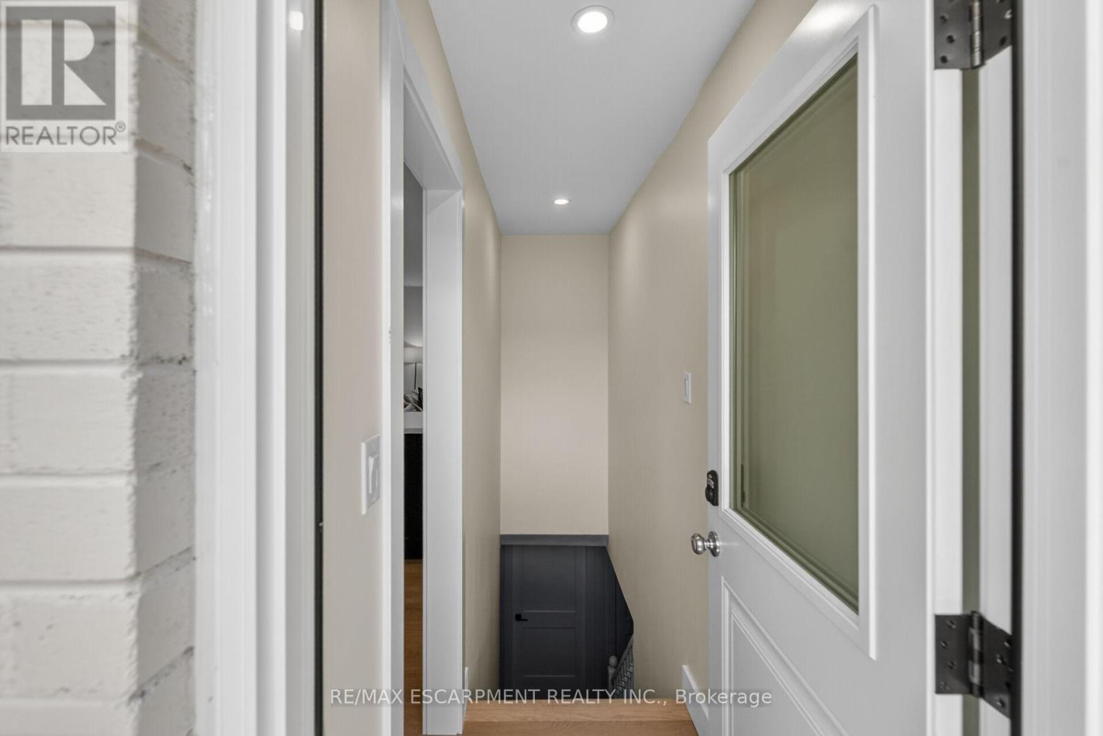 257 Queen Victoria Drive, Hamilton, Ontario  L8W 1G4 - Photo 42 - X13132532