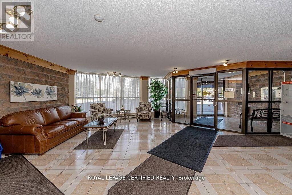 505 - 24 Marilyn Drive, Guelph, Ontario  N1H 8E9 - Photo 4 - X13132650
