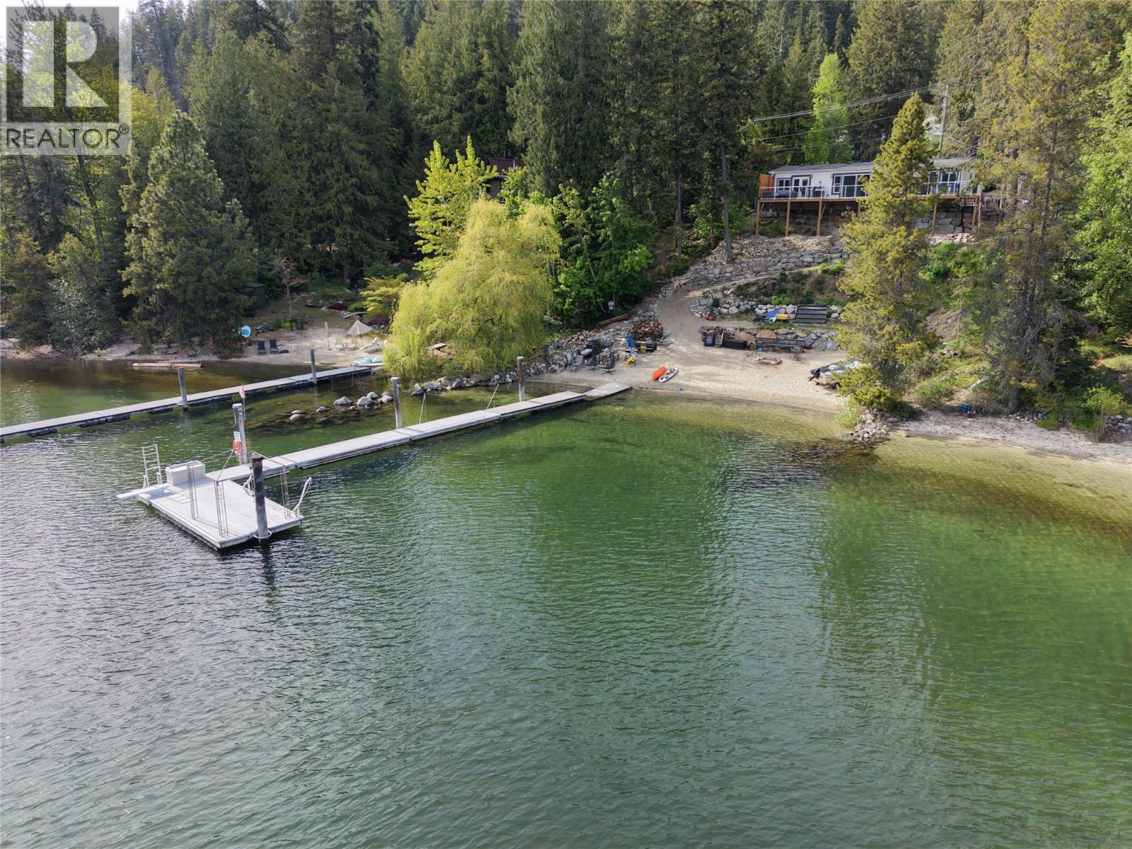 5604 Highway 3a Highway, Nelson, British Columbia  V1L 6N7 - Photo 2 - 10387681